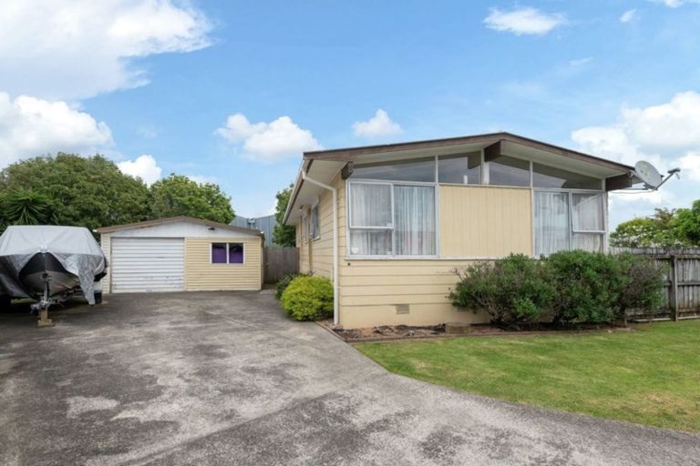 Photo of property in 12 Reelick Avenue, Pakuranga Heights, Auckland, 2010