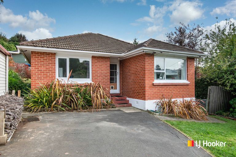 Photo of property in 8 Corbett Street, Green Island, Dunedin, 9018