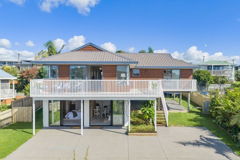 Photo of property in 8 Taipari Avenue, Raglan, 3225