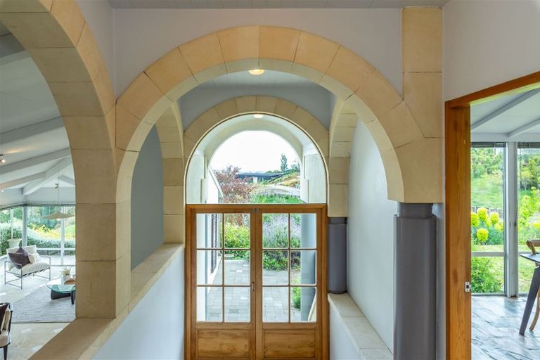 Photo of property in 1 Halcyon Way, Cashmere, Christchurch, 8022