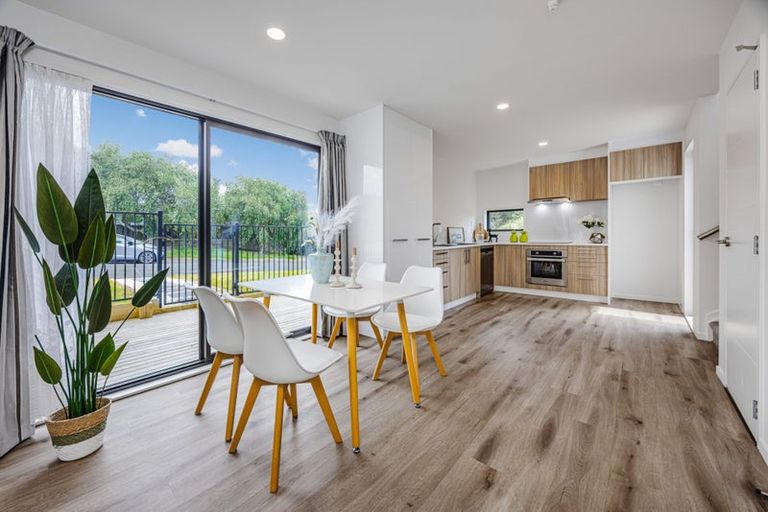 Photo of property in 6/2 Wood Street, Papakura, 2110