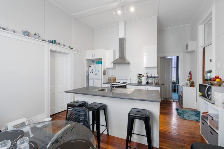 Photo of property in 21 Albert Street, Masterton, 5810