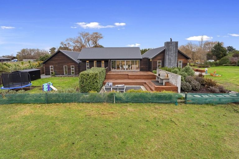 Photo of property in 86a Leithfield Road, Leithfield, Amberley, 7481