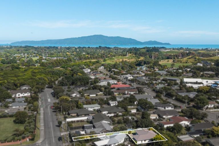 Photo of property in 73a Ngaio Road, Waikanae, 5036