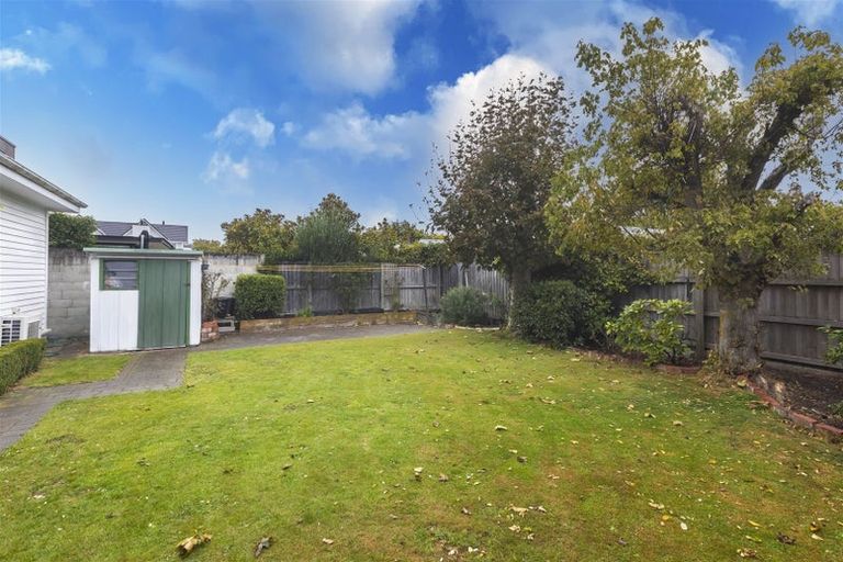 Photo of property in 27 Urunga Avenue, Strowan, Christchurch, 8052
