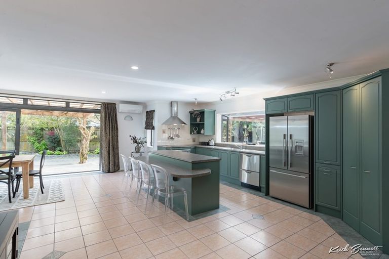 Photo of property in 21 Galveston Grove, Totara Park, Upper Hutt, 5018