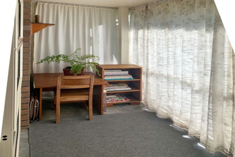 Photo of property in 24 Mullane Street, Hillcrest, Hamilton, 3216