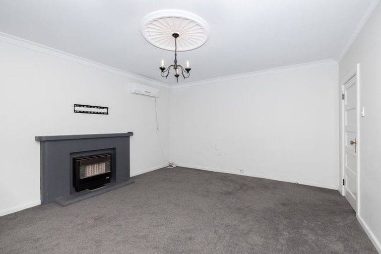 Photo of property in 76a Wood Street, Takaro, Palmerston North, 4410