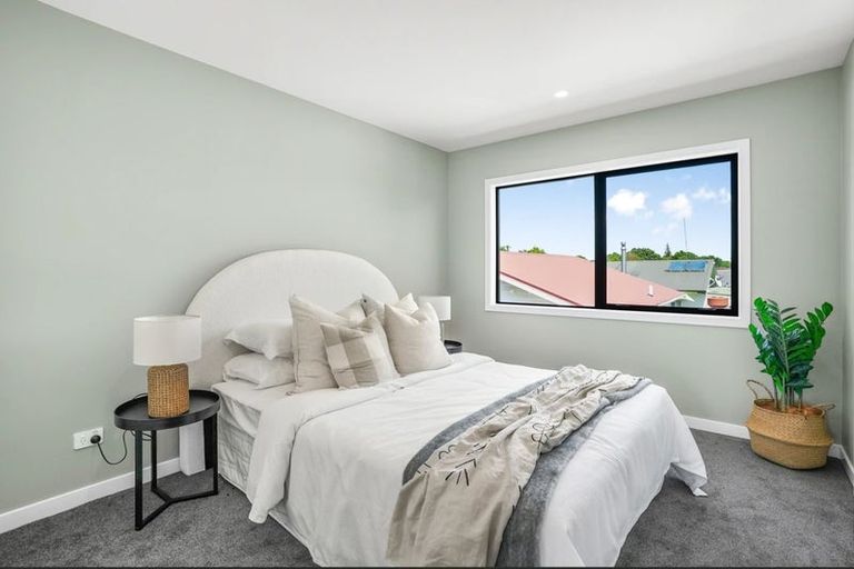 Photo of property in 8/15 Brook Street, Waiwhetu, Lower Hutt, 5010