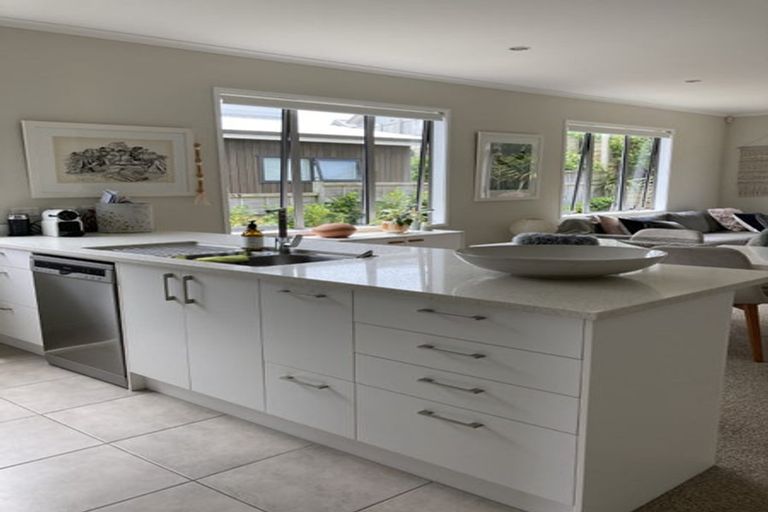 Photo of property in 32 Cape Cod Drive, Gulf Harbour, Whangaparaoa, 0930