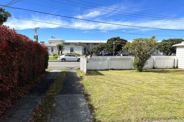 Photo of property in 21 Kemp Street, Kilbirnie, Wellington, 6022
