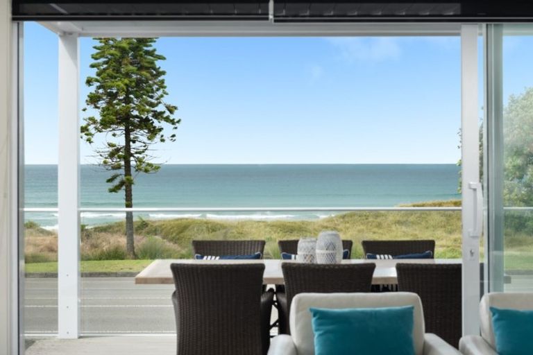 Photo of property in 173 Marine Parade, Mount Maunganui, 3116