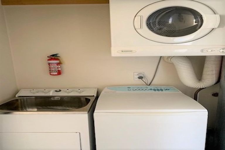 Photo of property in 2/41 Waller Terrace, Christchurch Central, Christchurch, 8011