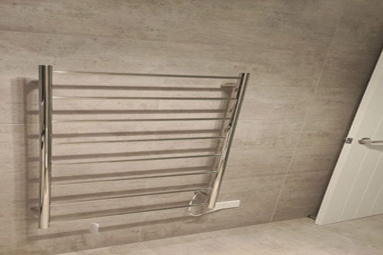 Photo of property in 2 Oakheart Way, Forrest Hill, Auckland, 0620