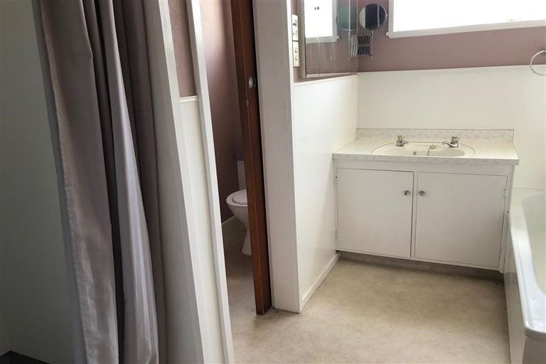 Photo of property in 47 Allen Berry Avenue, Pirimai, Napier, 4112