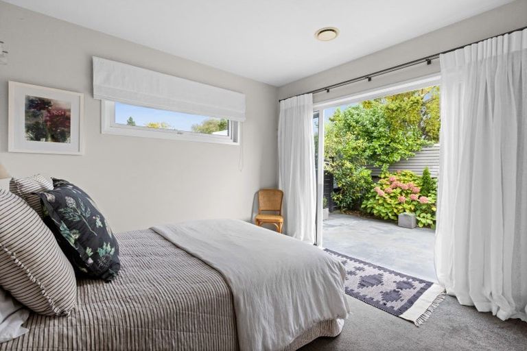 Photo of property in 18a Cambridge Terrace, Taradale, Napier, 4112