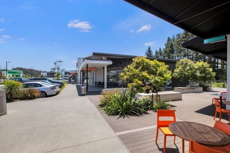 Photo of property in 35 Fairwater Road, Warkworth, 0910