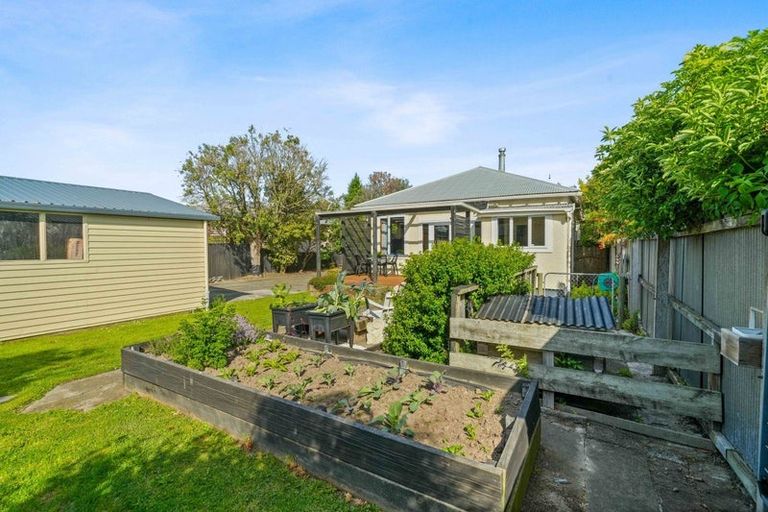 Photo of property in 25 Frankleigh Street, Somerfield, Christchurch, 8024