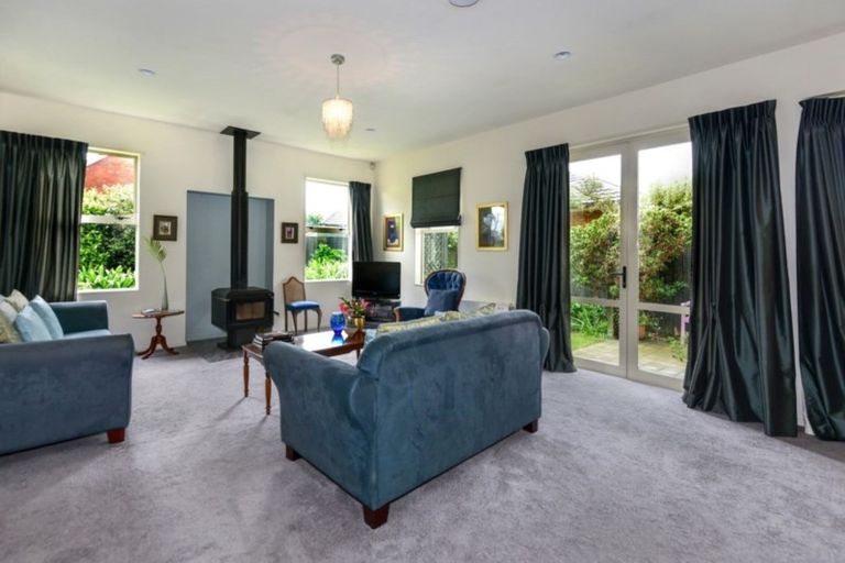 Photo of property in 3 Cressy Place, Darfield, 7510