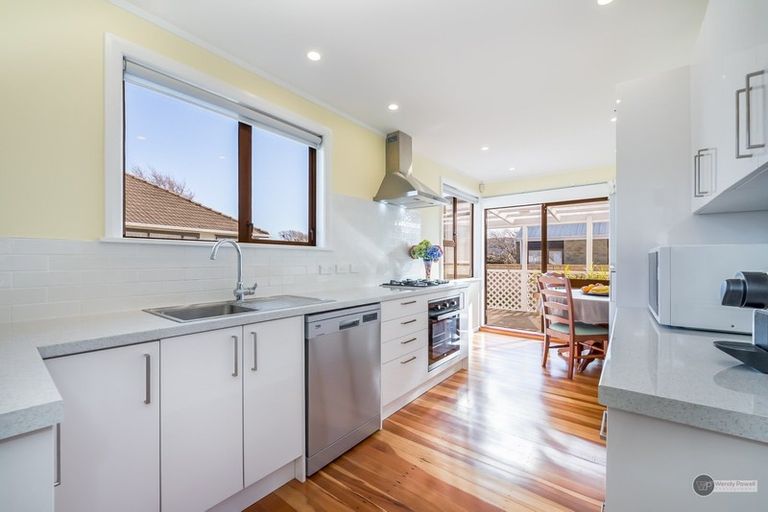 Photo of property in 15 Fleet Street, Naenae, Lower Hutt, 5011