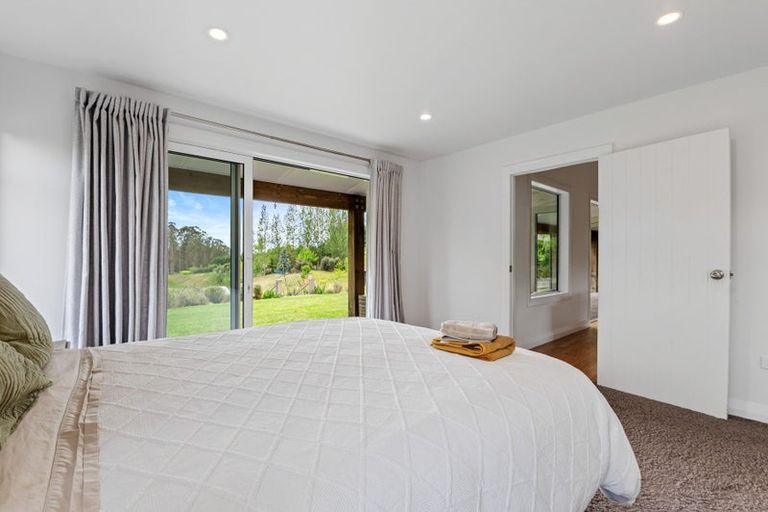 Photo of property in 1/142 Mapara Road, Acacia Bay, Taupo, 3385