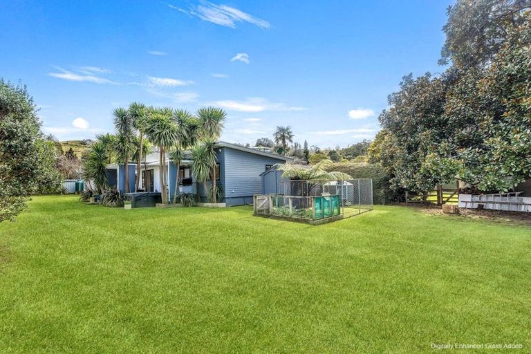 Photo of property in 1a Ocean Beach Road, Tairua, 3508