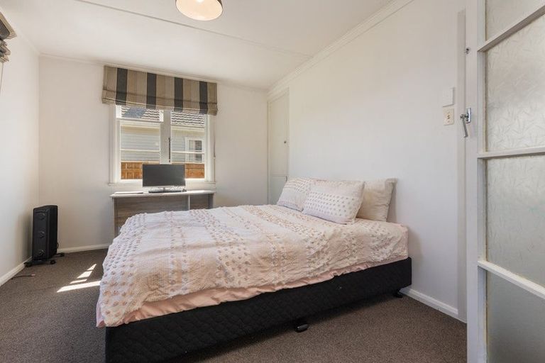 Photo of property in 137 Rangiora Avenue, Roslyn, Palmerston North, 4414