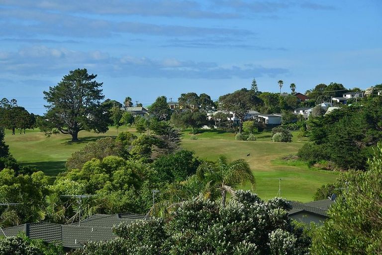 Photo of property in 32 Alec Craig Way, Gulf Harbour, Whangaparaoa, 0930