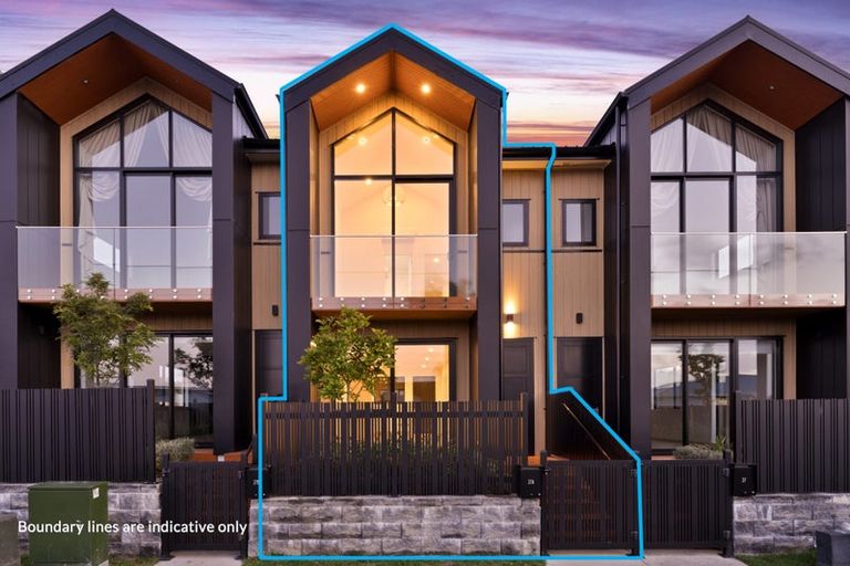 Photo of property in 27a Dawnhaven Drive, Te Atatu Peninsula, Auckland, 0610