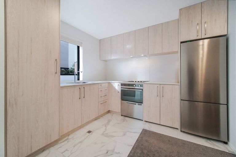 Photo of property in 3/137 Tirimoana Road, Te Atatu South, Auckland, 0602