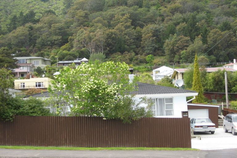 Photo of property in 112 Waikawa Road, Picton, 7220