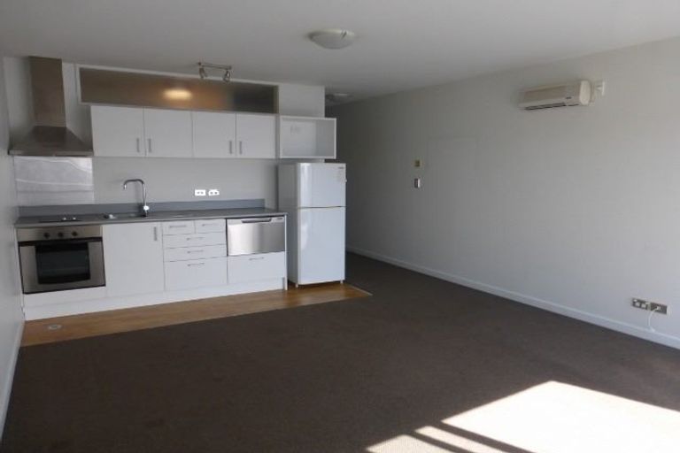 Photo of property in 16/20 Stanmore Road, Phillipstown, Christchurch, 8011