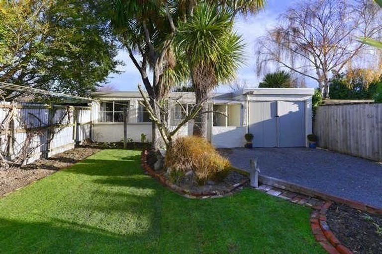 Photo of property in 22 Gibbon Street, Sydenham, Christchurch, 8023