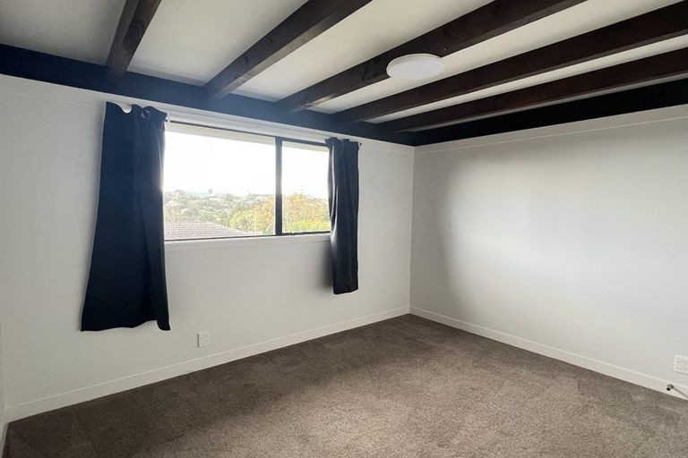 Photo of property in 1/47 Centorian Drive, Windsor Park, Auckland, 0632
