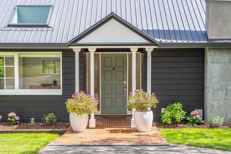 Photo of property in 50 Huia Street, Waikanae, 5036