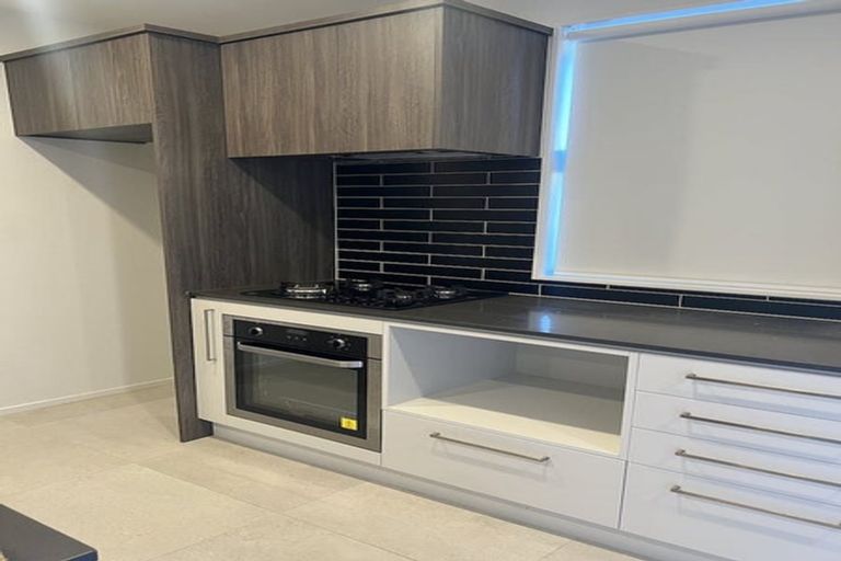 Photo of property in 10 Paterae Lane, Flat Bush, Auckland, 2019