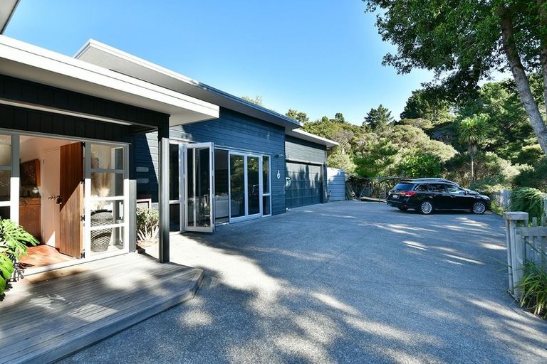 Photo of property in 84a Scott Road, Stanmore Bay, Whangaparaoa, 0932