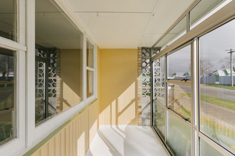 Photo of property in 3 Oakley Street, Palmerston North, 4410