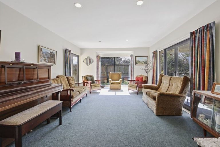 Photo of property in 22a Ayers Street, Rangiora, 7400