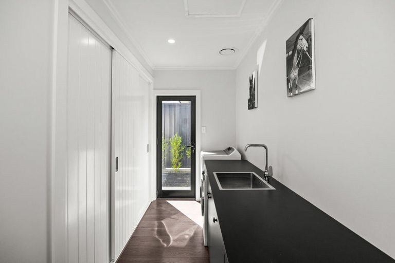 Photo of property in 23 Rich Rise, Havelock North, 4130