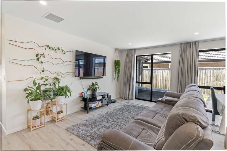 Photo of property in 21 Merlin Terrace, Rolleston, 7615