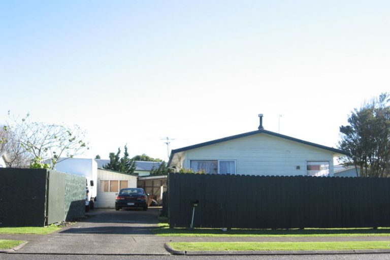 Photo of property in 36 Sunlands Drive, Manurewa, Auckland, 2102
