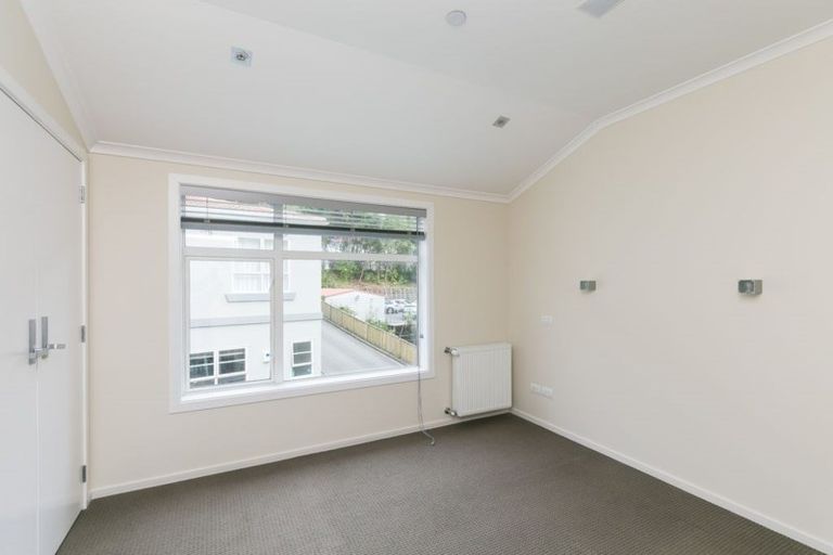 Photo of property in 12 Glenmore Street, Thorndon, Wellington, 6011