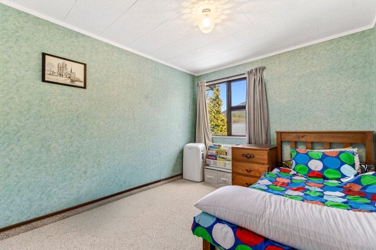 Photo of property in 28 Flora Dora Parade, Lake Hawea, Wanaka, 9382