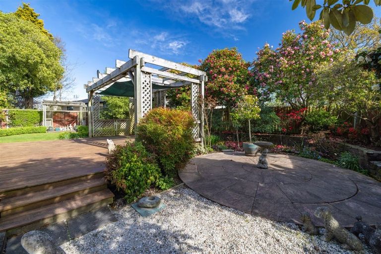 Photo of property in 17 Dellow Place, Spreydon, Christchurch, 8024