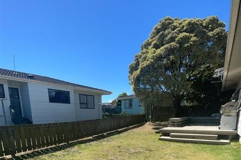 Photo of property in 2/164 Finlayson Avenue, Clendon Park, Auckland, 2103