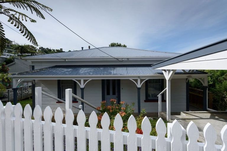 Photo of property in 58 Frankmoore Avenue, Johnsonville, Wellington, 6037