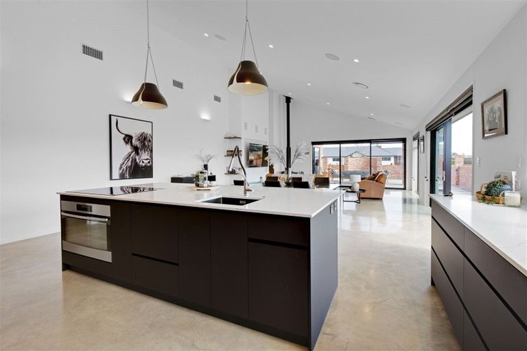 Photo of property in 44 Silver Peaks Drive, West Melton, 7618