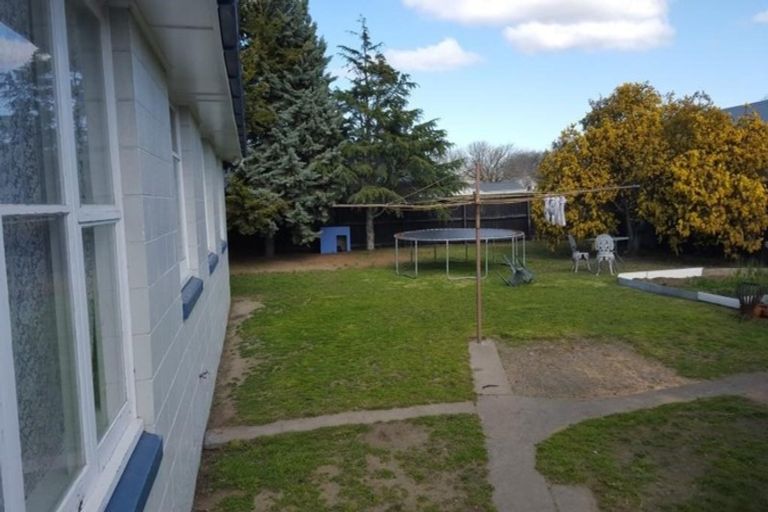 Photo of property in 8 Purbeck Place, Aranui, Christchurch, 8061