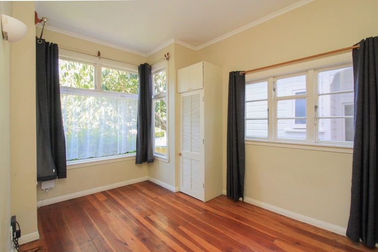 Photo of property in 39 Roy Street, Newtown, Wellington, 6021